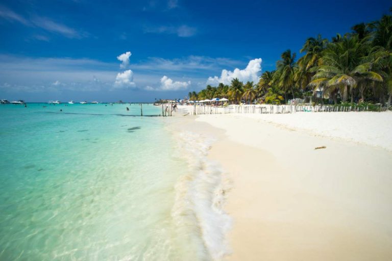 Hoe kom je van het vliegveld van Cancún naar Isla Mujeres, Mexico?