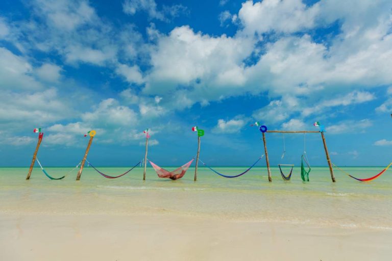 Hoe kom je van Valladolid naar Holbox, Mexico?
