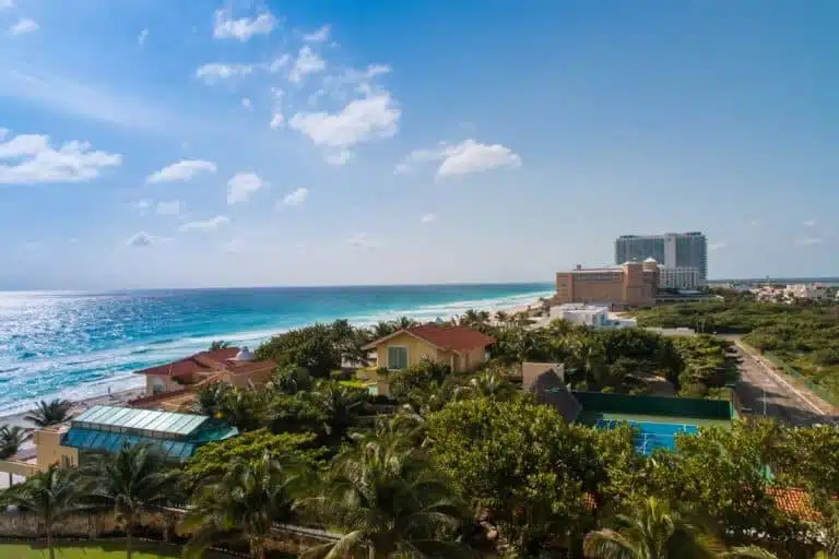 Wie kommt man von Playa del Carmen nach Cancun, Mexiko