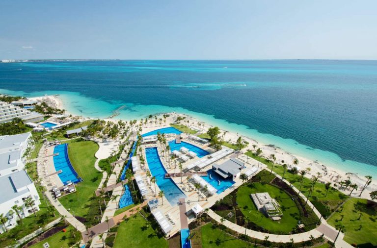 Hoe kom je van Holbox naar Cancun, Mexico?