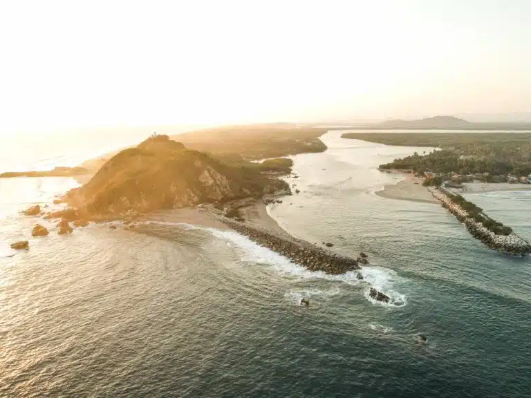 How to get from Puerto Escondido to Chacahua, Mexico