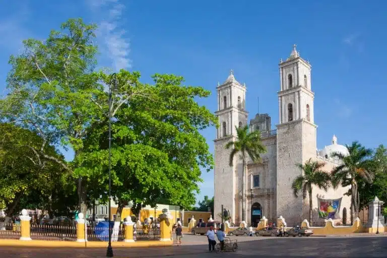 How to get from Playa del Carmen to Merida, Mexico